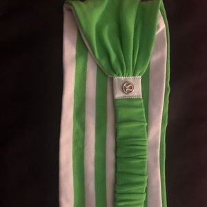 Lululemon green/white reversible headband